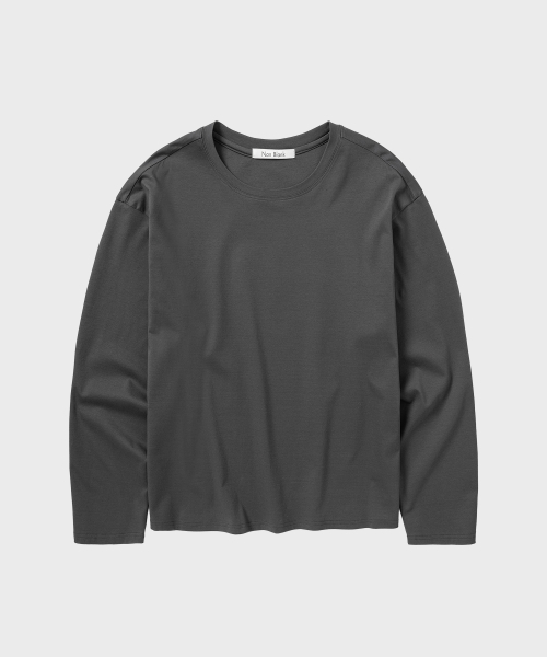 NONBLANK(ノンブランク)の「記者コットンクロップLSティーシャツ_CHARCOAL(Tシャツ/カットソー・メンズ・チャコール・MEDIUM/LARGE/X-LARGE)」の1枚目の写真
