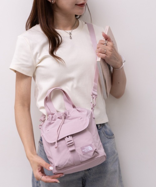THE NORTH FACE(ザノースフェイス)の「THE NORTH FACE(ザ・ノースフェイス)/2WAY 巾着 バケット ショルダーバッグ/BREEZE BUCKET BAG(ショルダーバッグ・レディース・ブラック/ピンク/ホワイト/ダークグレー・FREE)」の21枚目の写真