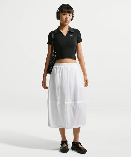 NIKE(ナイキ)の「ナイキ スポーツウェア ウィメンズ タイト クロップド ポロ / Nike Sportswear Women's Tight Cropped Polo IO2730-010 Black(ポロシャツ・レディース・ブラック・L/XS/S/M/XL)」の4枚目の写真