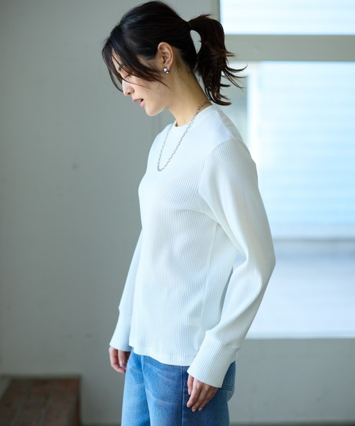 UNDOVE(アンドゥーブ)の「<MATOLIA>クルネックプルオーバー(Tシャツ/カットソー・レディース・ホワイト/ブラック/ローズ・MEDIUM/LARGE/X-LARGE)」の8枚目の写真