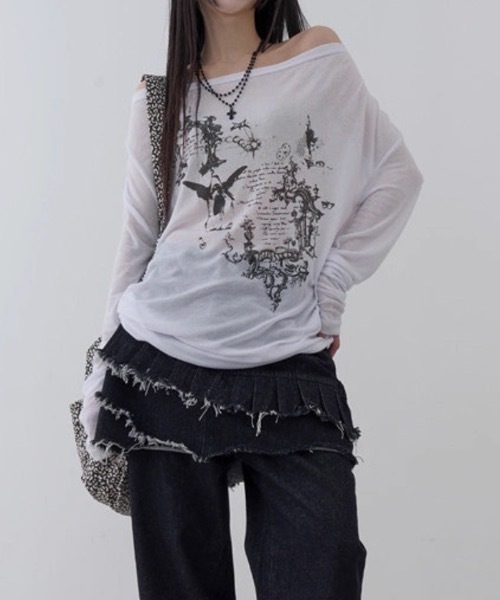 SHERU（シェル）の「【2 タイプ】透けシアー薄手ロン T ゴシックプリントルーズ長袖トップス（Tシャツ/カットソー・レディース・ホワイト/ホワイト系その他・F）」の5枚目の写真