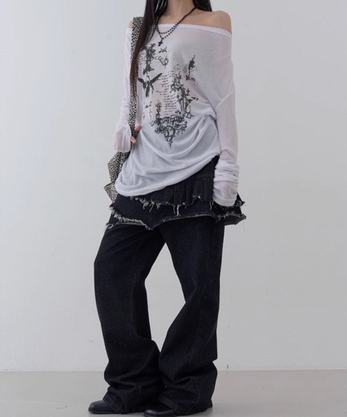SHERU（シェル）の「【2 タイプ】透けシアー薄手ロン T ゴシックプリントルーズ長袖トップス（Tシャツ/カットソー・レディース・ホワイト/ホワイト系その他・F）」の6枚目の写真