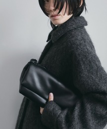 anuke（アンヌーク）の「Ecoleather Wrap Bag（ハンドバッグ）」