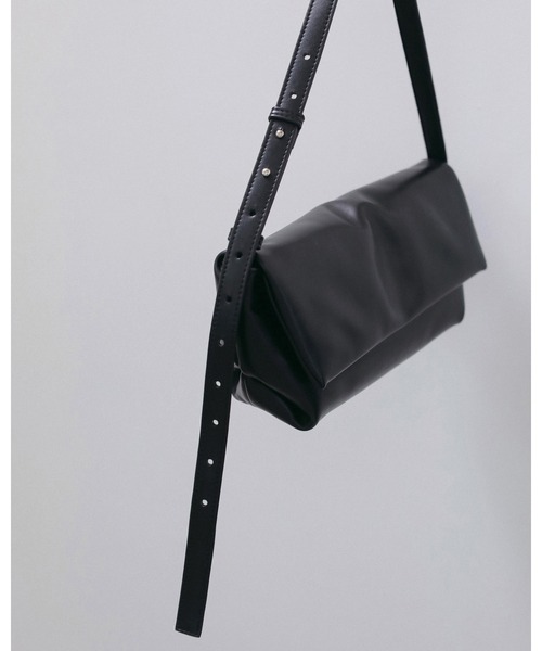 anuke（アンヌーク）の「Ecoleather Wrap Bag（ハンドバッグ・レディース・ブラック/ライトグリーン・FREE）」の11枚目の写真