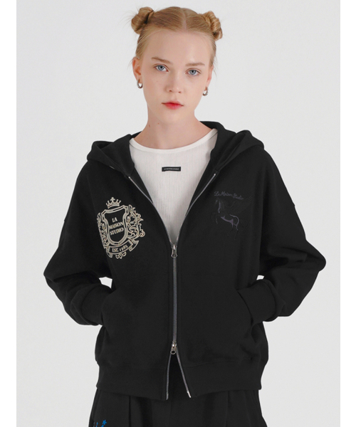 FABULOUS ARCHIVE（ファビュラスアーカイブ）の「PEGASUS CROP HOODIE ZIP-UP BLACK(FCG1ZP694M)（パーカー・レディース・ブラック・MEDIUM）」の17枚目の写真