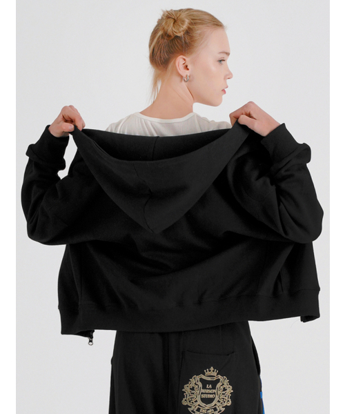 FABULOUS ARCHIVE（ファビュラスアーカイブ）の「PEGASUS CROP HOODIE ZIP-UP BLACK(FCG1ZP694M)（パーカー・レディース・ブラック・MEDIUM）」の14枚目の写真