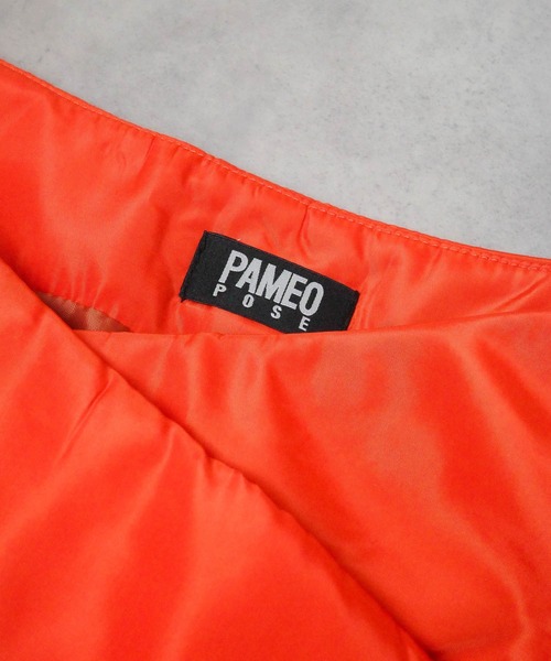 PAMEO POSE(パメオポーズ)の「★PAMEO POSE★ベルトデザイン ラップミニスカート(スカート・レディース・カーキ/オレンジ・MEDIUM)」の4枚目の写真