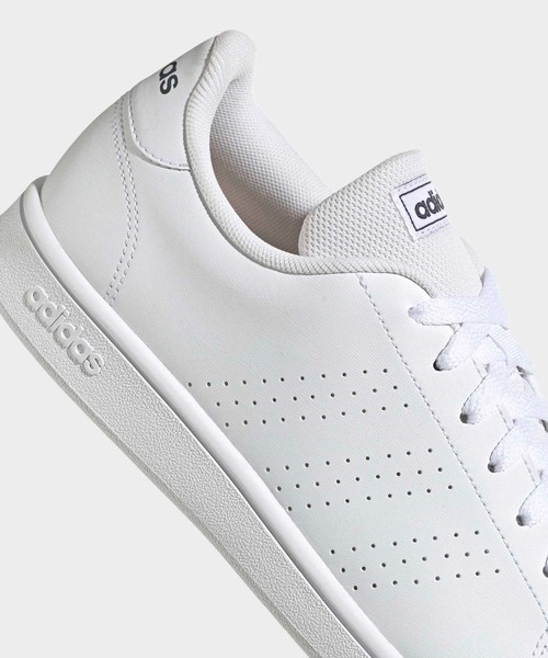adidas(アディダス)の「アドバンコート ベース / ADVANCOURT Base / アディダス adidas(スニーカー・メンズ・ホワイト×ネイビー・22.5cm/23.0cm/23.5cm/24.0cm/24.5cm/25.0cm/25.5cm/26.0cm/26.5cm/27.0cm/27.5cm/28.0cm/28.5cm/29.0cm/29.5cm)」の10枚目の写真