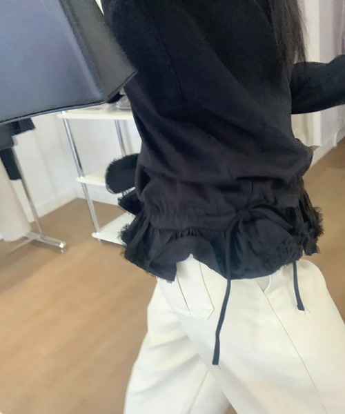 Girly Doll(ガーリードール)の「ギャザーフリルヘム長袖カットソー(Tシャツ/カットソー・レディース・ホワイト/ブラック・FREE)」の10枚目の写真