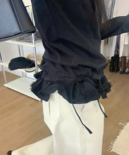 Girly Doll(ガーリードール)の「ギャザーフリルヘム長袖カットソー(Tシャツ/カットソー・レディース・ホワイト/ブラック・FREE)」の14枚目の写真
