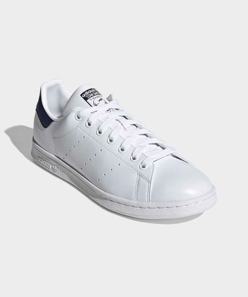 adidas（アディダス）の「スタンスミス [STAN SMITH]  / アディダスオリジナルス adidas Originals（スニーカー・メンズ・ホワイト×ネイビー・23.0cm/22.5cm/22.0cm/24.5cm/28.0cm/23.5cm/24.0cm/27.5cm/27.0cm/25.0cm/26.5cm/26.0cm/28.5cm/29.0cm/25.5cm）」の4枚目の写真