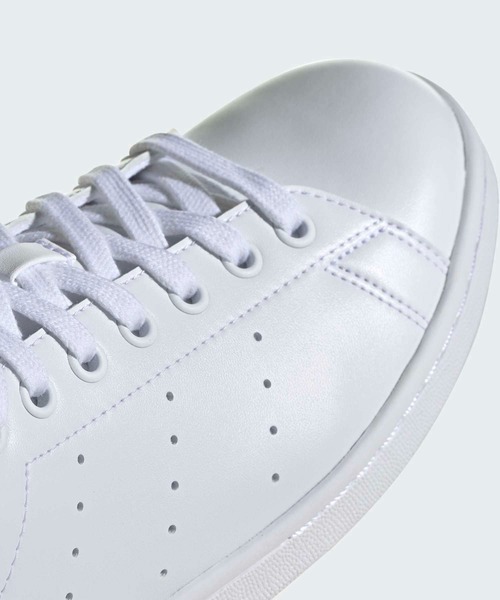 adidas（アディダス）の「スタンスミス [STAN SMITH]  / アディダスオリジナルス adidas Originals（スニーカー・メンズ・ホワイト×ネイビー・23.0cm/22.5cm/22.0cm/24.5cm/28.0cm/23.5cm/24.0cm/27.5cm/27.0cm/25.0cm/26.5cm/26.0cm/28.5cm/29.0cm/25.5cm）」の8枚目の写真
