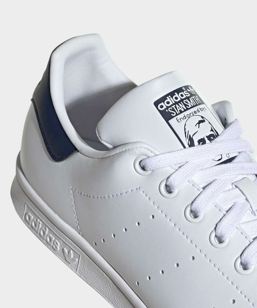 adidas（アディダス）の「スタンスミス [STAN SMITH]  / アディダスオリジナルス adidas Originals（スニーカー・メンズ・ホワイト×ネイビー・23.0cm/22.5cm/22.0cm/24.5cm/28.0cm/23.5cm/24.0cm/27.5cm/27.0cm/25.0cm/26.5cm/26.0cm/28.5cm/29.0cm/25.5cm）」の7枚目の写真