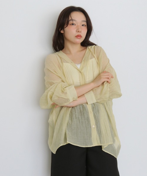 cheriella(シェリエラ)の「【cheriella】シアーフードオーバーシャツ SHEER HOODED OVERSHIRT(シャツ/ブラウス・レディース・ブラック/オフホワイト/イエロー・FREE)」の1枚目の写真