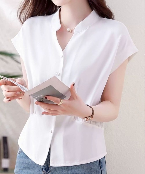 shoppinggo(ショッピングゴー)の「vネックブラウス シャツ オフィス カジュアル 半袖 襟付き スキッパー 春夏 無地(シャツ/ブラウス・レディース・ホワイト/ブラック・M)」の8枚目の写真