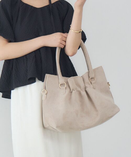 RETRO GIRL(レトロガール)の「ギャザー2WAYBAG(ショルダーバッグ・レディース・ブラウン/ベージュ/ブラック・ONE SIZE)」の3枚目の写真