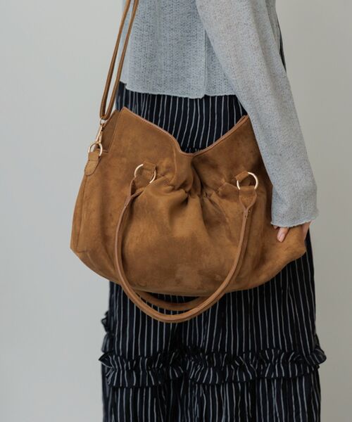 RETRO GIRL(レトロガール)の「ギャザー2WAYBAG(ショルダーバッグ・レディース・ブラウン/ベージュ/ブラック・ONE SIZE)」の6枚目の写真