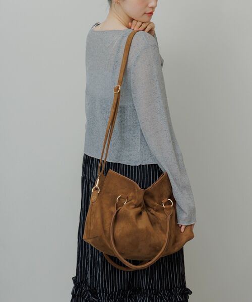 RETRO GIRL(レトロガール)の「ギャザー2WAYBAG(ショルダーバッグ・レディース・ブラウン/ベージュ/ブラック・ONE SIZE)」の5枚目の写真