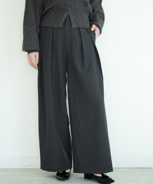 Nulli（ヌリ）の「タックワイドスラックス（その他パンツ・レディース・チャコールグレー/ブラック/グレイッシュベージュ/ブラウン・FREE）」の3枚目の写真