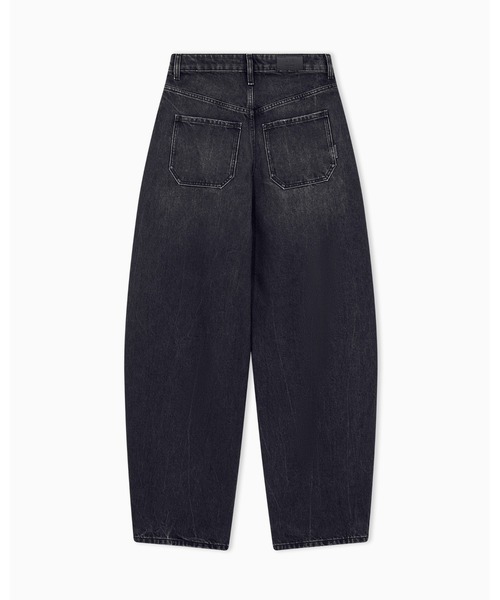ARMANI EXCHANGE(アルマーニエクスチェンジ)の「【A|X アルマーニ エクスチェンジ】ウォッシュドブラック デニムパンツ_J07 BARREL(デニムパンツ・レディース・ブラック・28inch/27inch/26inch/25inch/24inch/30inch/29inch)」の7枚目の写真