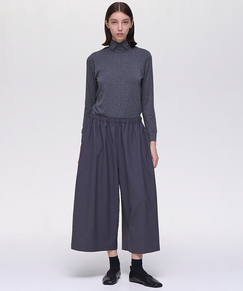 mizuiroind(ミズイロインド)の「mizuiro ind | ワイド ハーフパンツ WOMEN(その他パンツ・レディース・グレー/ブラック・F)」の3枚目の写真