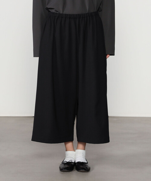 mizuiroind(ミズイロインド)の「mizuiro ind | ワイド ハーフパンツ WOMEN(その他パンツ・レディース・グレー/ブラック・F)」の10枚目の写真