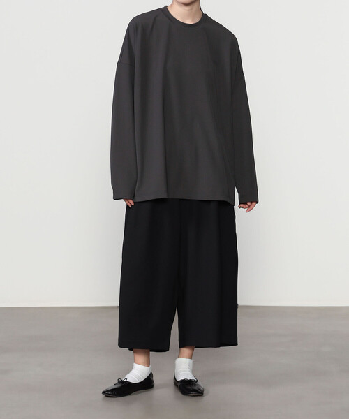 mizuiroind(ミズイロインド)の「mizuiro ind | ワイド ハーフパンツ WOMEN(その他パンツ・レディース・グレー/ブラック・F)」の15枚目の写真