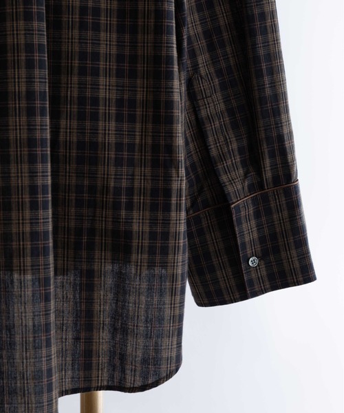 EN NEUME(エンノイム)の「Satin Piping Checked Pajama Shirt(シャツ/ブラウス・レディース・ブラック/ブラウン/ライトベージュ・1/0)」の14枚目の写真