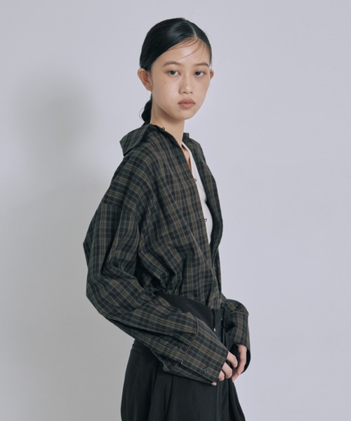 EN NEUME(エンノイム)の「Satin Piping Checked Pajama Shirt(シャツ/ブラウス・レディース・ブラック/ブラウン/ライトベージュ・1/0)」の17枚目の写真