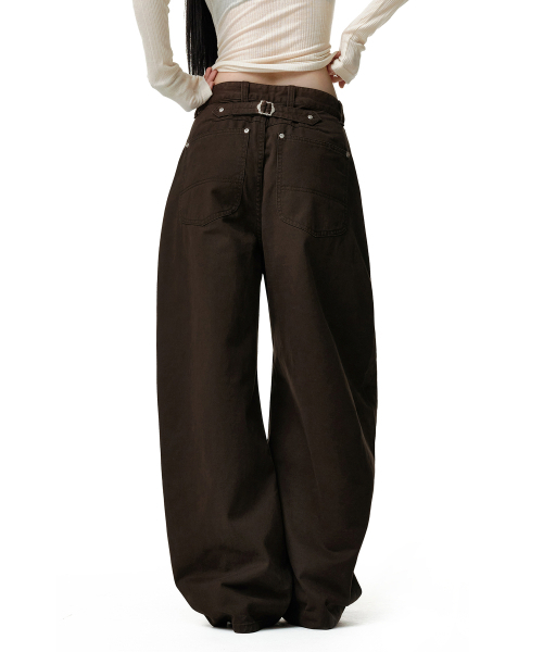 DECET WOMEN(デケット ウーマン)の「Cinchback バレル ワイドレッグパンツ DCWPT022BROWN(その他パンツ・レディース・その他・X-SMALL/LARGE/MEDIUM/SMALL)」の1枚目の写真