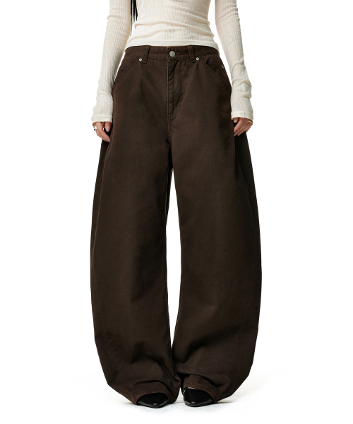 DECET WOMEN(デケット ウーマン)の「Cinchback バレル ワイドレッグパンツ DCWPT022BROWN(その他パンツ・レディース・その他・X-SMALL/LARGE/MEDIUM/SMALL)」の3枚目の写真