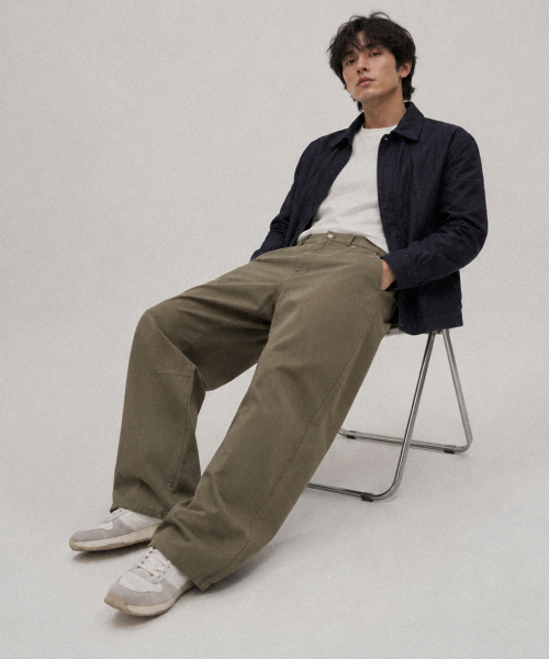 ACSHI(アクシ)の「コットンツイル膝切り替えカーブドパンツ(カーキ)(その他パンツ・メンズ・カーキ・MEDIUM/LARGE/X-LARGE/XX-LARGE)」の6枚目の写真