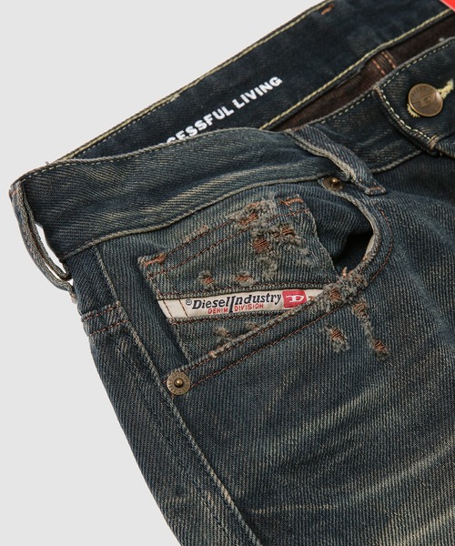 DIESEL（ディーゼル）の「ウィメンズ デニムパンツ 1996 D-SIRE-YU-U（デニムパンツ・レディース・インディゴブルー・23inch/26inch/25inch/28inch/27inch/24inch）」の7枚目の写真