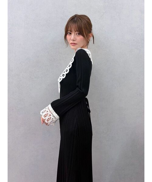 LAGUNAMOON（ラグナムーン）の「レースカラーリブニットワンピース（ワンピース・レディース・ブラック/ブラウン・MEDIUM/SMALL）」の15枚目の写真