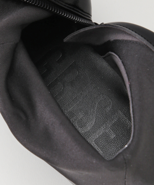 GRISE（グリーズ）の「《 / WEB+一部店舗限定》GRISE3.5cmBOXスクエアソフトフィットショートブーツ（ブーツ・レディース・シルバー/ブラック/ブルー系その他・LARGE/MEDIUM/X-LARGE/SMALL）」の19枚目の写真