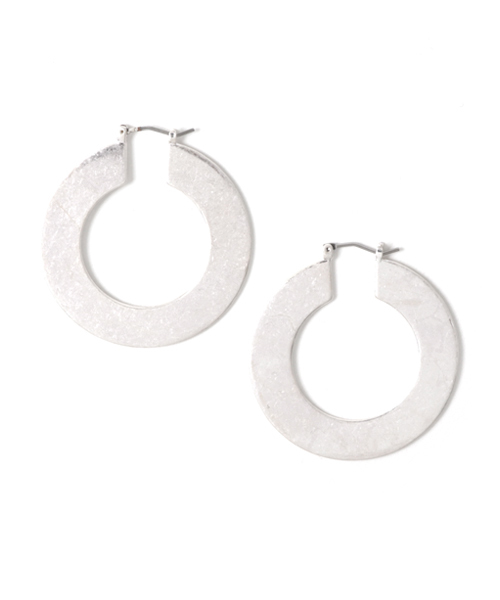 MOUSSY（マウジー）の「WIDE HOOP EARRING（ピアス（両耳用）・レディース・ゴールド/シルバー・FREE）」の2枚目の写真