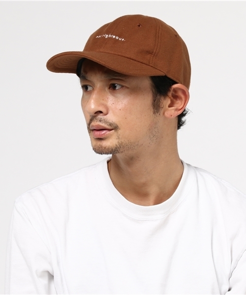 WEGO(ウィゴー)の「WEGO/スモールロゴLOWキャップ(キャップ・メンズ・キャメル/レッド/ブラック・FREE)」の13枚目の写真