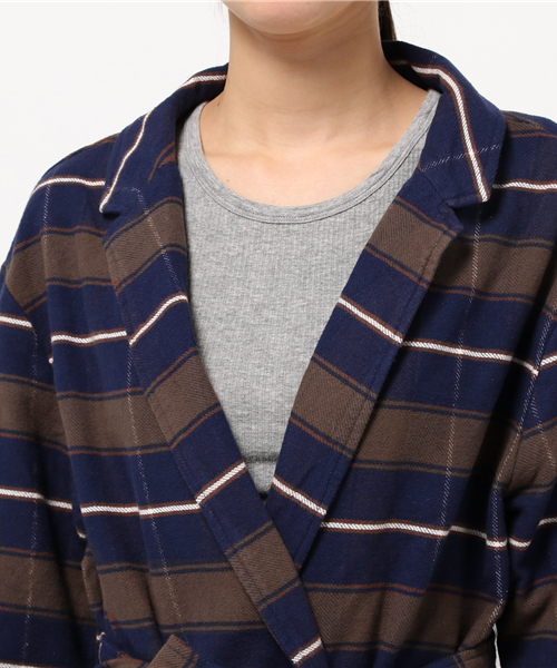 Denime(ドゥニーム)の「ヘビーフランネルガウン(その他アウター・レディース・ブラウン系その他2/レッド系その他2/ブルー系その他2・FREE)」の7枚目の写真