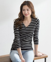 1枚でも透けにくい前身頃2枚仕立て Vネックテレコリブカットソー