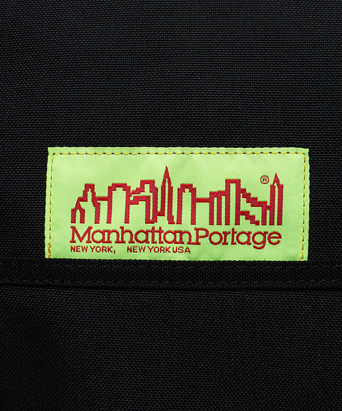 Manhattan Portage（マンハッタンポーテージ）の「Bike Messenger L（メッセンジャーバッグ・メンズ・ブラック/ネイビー/パープル/レッド/グレー/グリーン系カモフラージュ・LARGE）」の15枚目の写真