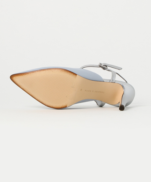 CHARLES & KEITH(チャールズ & キース)の「ポインテッドアンクルストラップヒール / POINTED ANKLE-STRAP HEELS(サンダル・レディース・ピンク/ブラック/ライトブルー・22cm/22.5cm/23cm/24cm/24.5cm/23.5cm)」の10枚目の写真