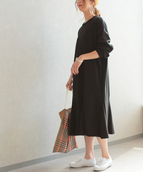 Reca レカ の 歩くたびふんわり広がる ビッグシルエットスウェットフレアワンピース ワンピース Wear Reca レカ の 歩くたびふんわり広がる ビッグシルエットスウェットフレアワンピース ワンピース Wear