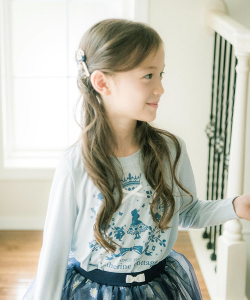 Catherine Cottage（キャサリンコテージ）の「オリジナルプリント　Aラインカットソー（Tシャツ/カットソー・キッズ・ブルー系その他/ピンク系その他/ホワイト系その他4/ホワイト系その他5/ブルー系その他2/ブルー系その他5/パープル系その他2/パープル系その他3/ピンク系その他3/ピンク系その他4・100/110/120/130/140/150）」の17枚目の写真