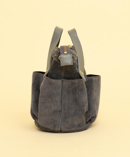 folna(フォルナ)の「【WEB限定】【別注】<Folna>∴コーデュロイ×ボアポケットショルダーバッグ -2WAY-(ショルダーバッグ・レディース・ブラック/グレー/ベージュ・FREE)」の16枚目の写真