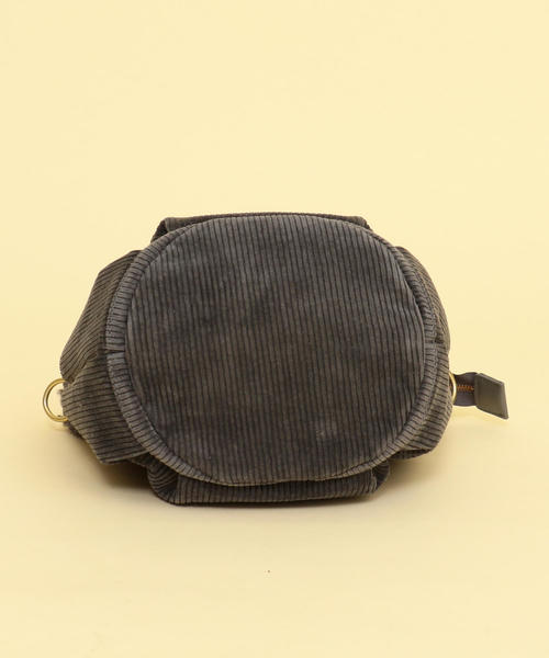 folna(フォルナ)の「【WEB限定】【別注】<Folna>∴コーデュロイ×ボアポケットショルダーバッグ -2WAY-(ショルダーバッグ・レディース・ブラック/グレー/ベージュ・FREE)」の6枚目の写真