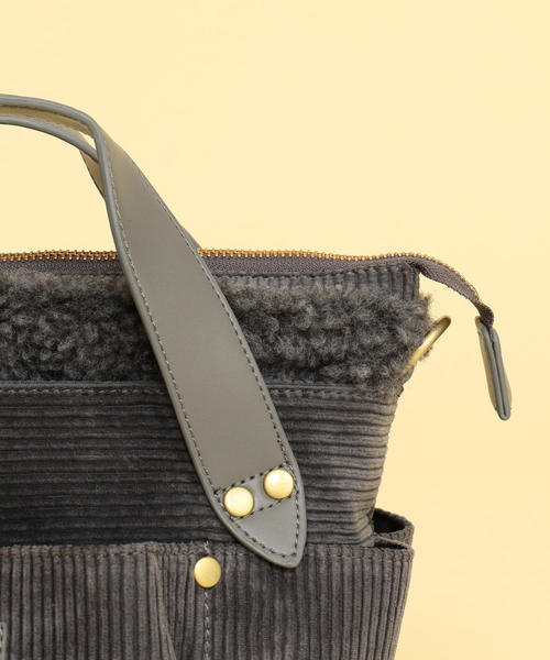 folna(フォルナ)の「【WEB限定】【別注】<Folna>∴コーデュロイ×ボアポケットショルダーバッグ -2WAY-(ショルダーバッグ・レディース・ブラック/グレー/ベージュ・FREE)」の7枚目の写真