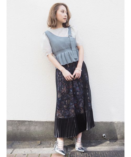 【在庫限り】MURUA ロングスカート　花柄　フレア　シースルー 赤　黒　人気 marai フレアスカート 秋 冬 黒 スカート ロング フレア