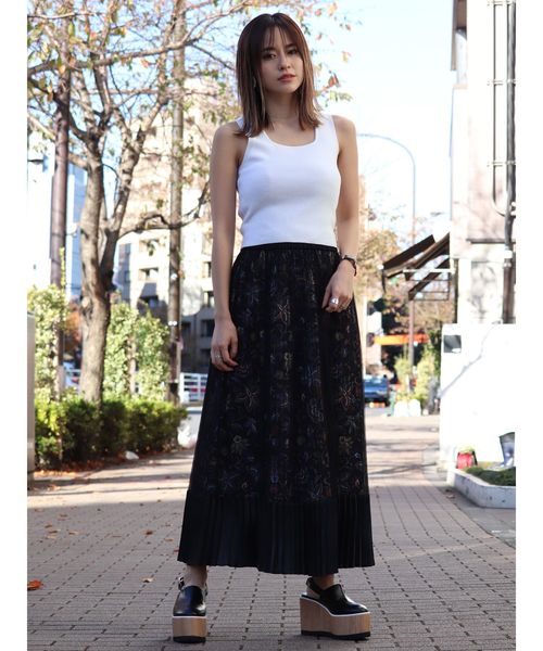 【在庫限り】MURUA ロングスカート　花柄　フレア　シースルー 赤　黒　人気 大きいサイズ レディース 花柄刺繍チュールフレアスカート maru