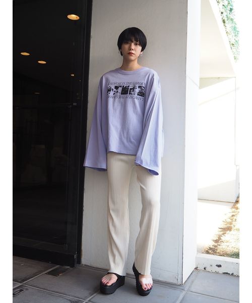 MURUA（ムルーア）の「CATロングTシャツ（Tシャツ/カットソー・レディース・ホワイト/ブラック/ラベンダー・FREE）」の6枚目の写真