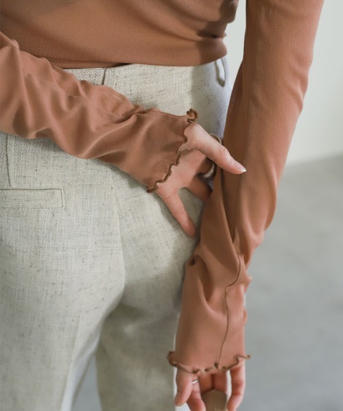 select MOCA（セレクトモカ）の「パワーネットチュールカットソー（Tシャツ/カットソー・レディース・ブラック/ベージュ/ブラウン・FREE）」の15枚目の写真